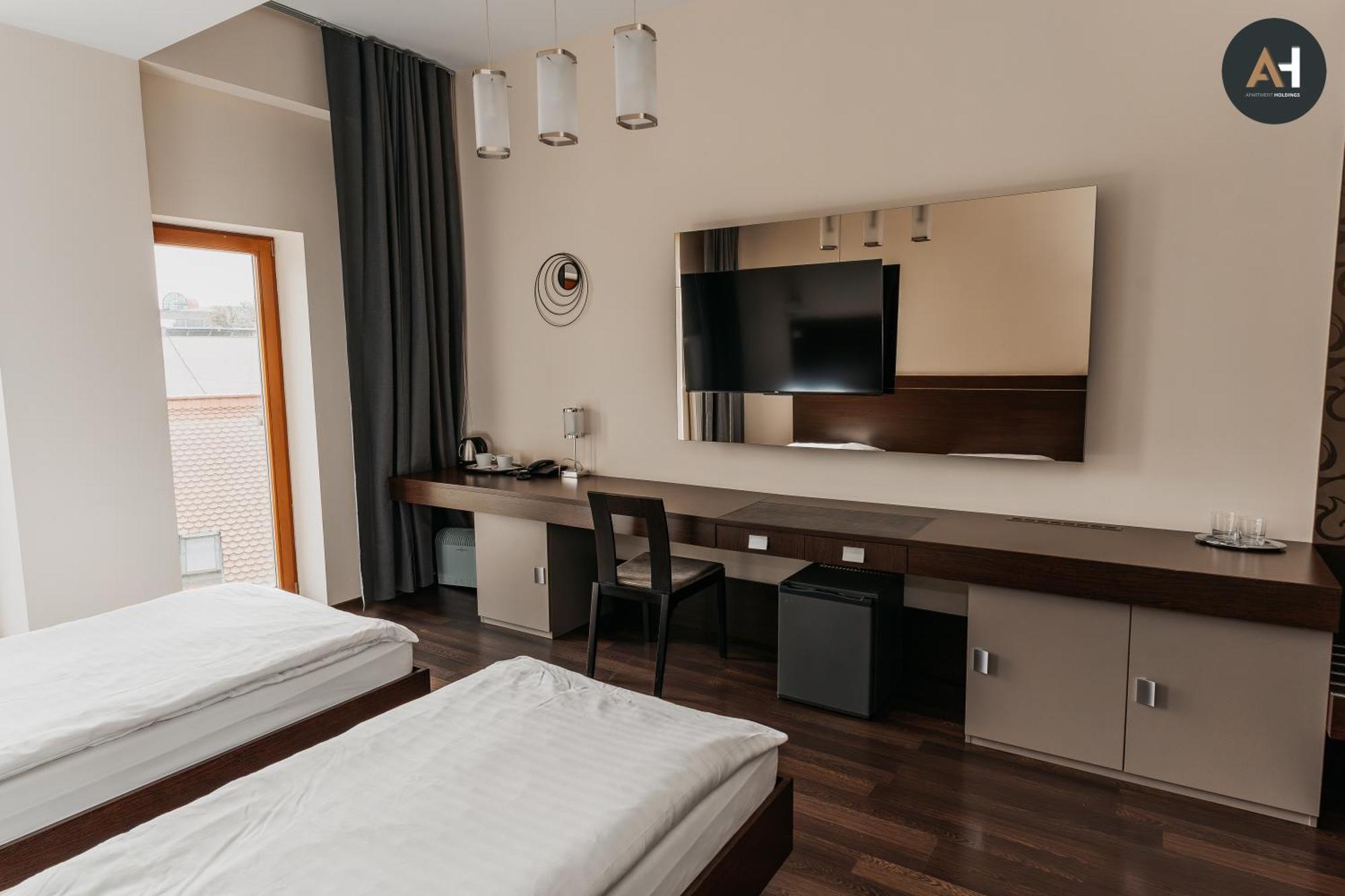 Ah Charlotte City Center Apartment Кошице Екстер'єр фото